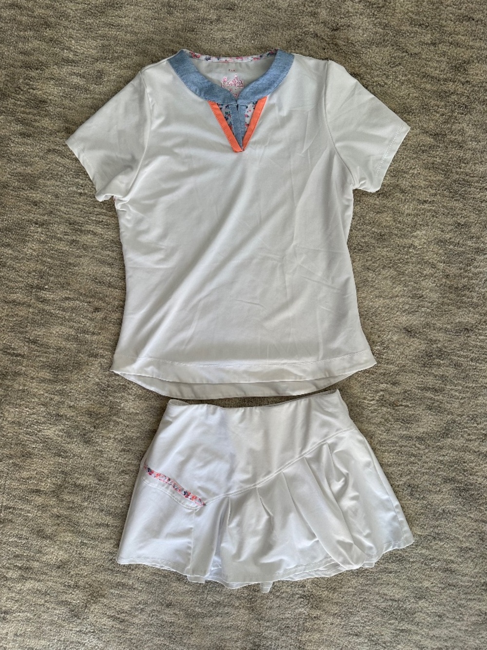 LUCKY IN LOVE Girls White Jersey Tennis Set M/L (10/12)